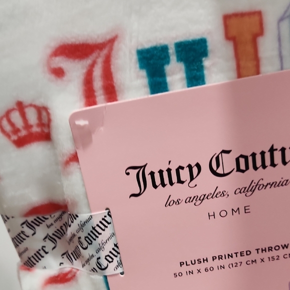 🔹️Juicy Couture🔹️ Multicolor "Juicy In Caps "Blanket Throw - Picture 5 of 6